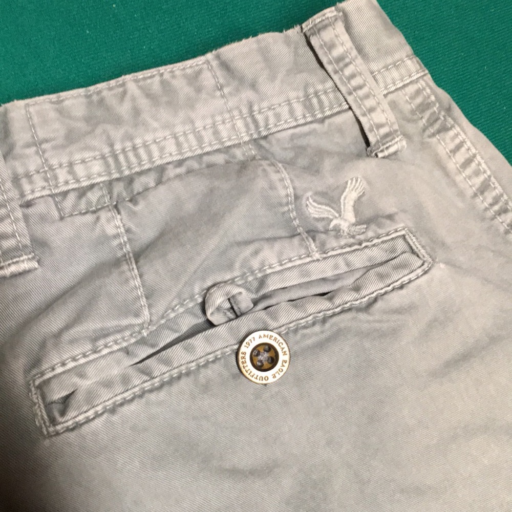 American Eagle slate khaki 32x32